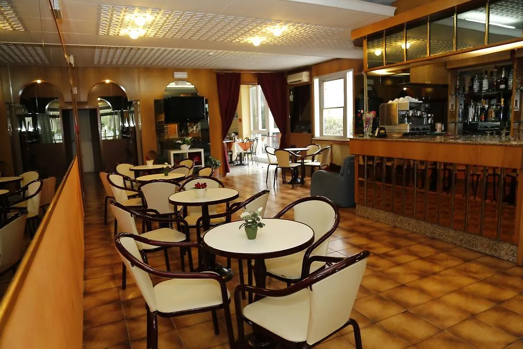 Hotel Villa Dina Rimini 3*,  Włochy